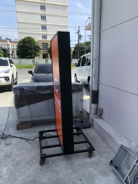 ป้ายแสดงข้อมูลและป้ายบอกทาง